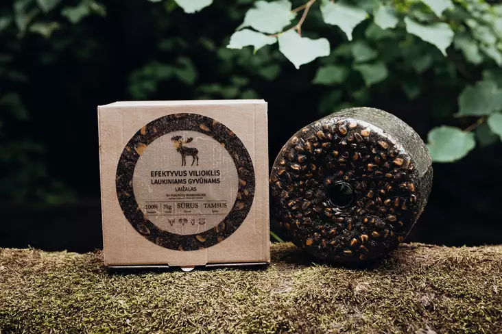 Prospektus Musta suolainen nuolukivi 3kg - Houkutushajusteet - HOU-1098 - 1